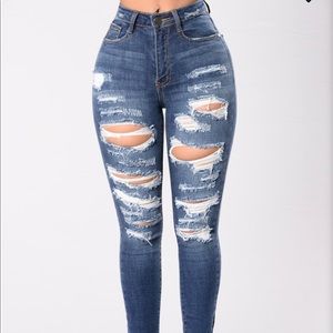 Distressed Skinny Jeans